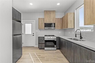 13 San Jose Dr in Mission, TX - Building Photo - Building Photo