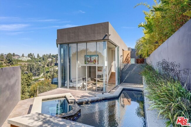 property at 9400 Readcrest Dr