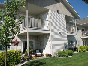 Rosslare Senior Apartments in Idaho Falls, ID - Building Photo - Building Photo