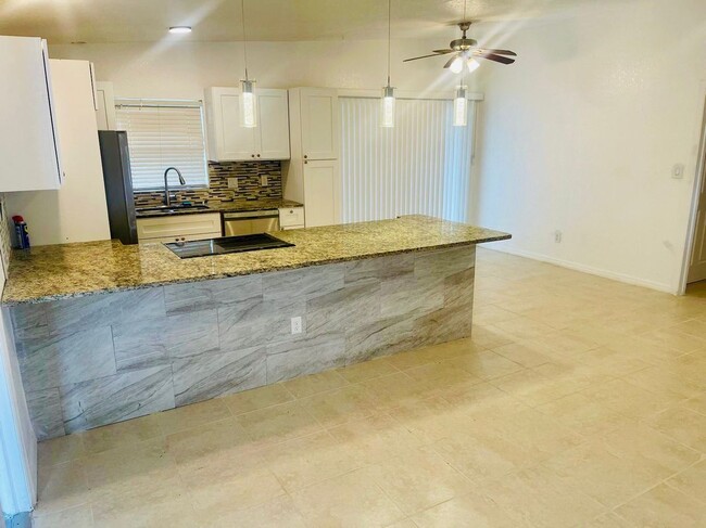 6221 Oakcrest Cir, Unit 6 in Orlando, FL - Building Photo - Building Photo