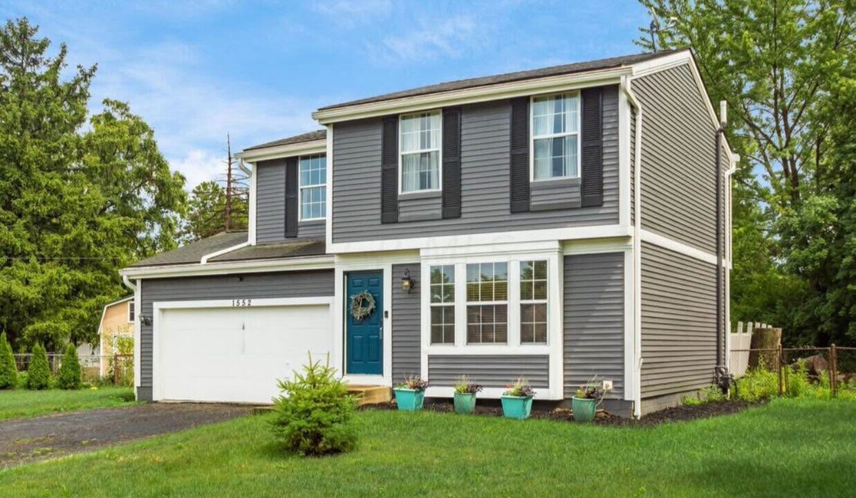 1552 Jupiter Ave in Hilliard, OH - Building Photo