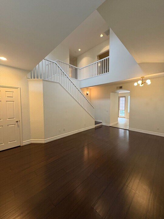 1020 Cottage Way in Encinitas, CA - Building Photo