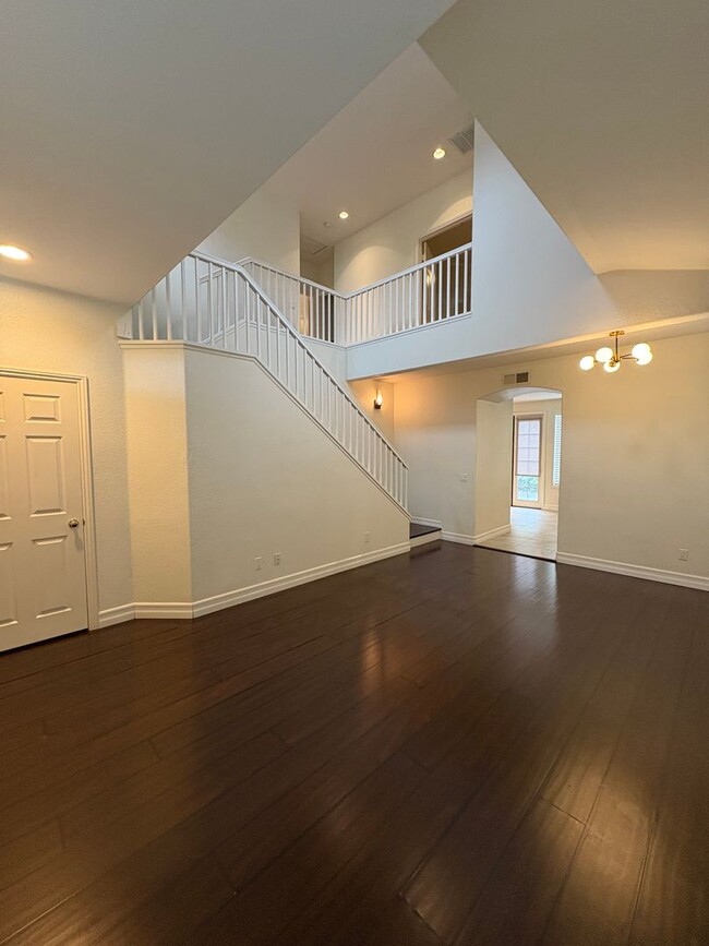 property at 1020 Cottage Way