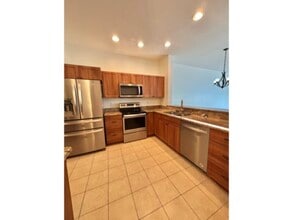 3647 Pine Oak Cir in Ft. Myers, FL - Building Photo - Building Photo