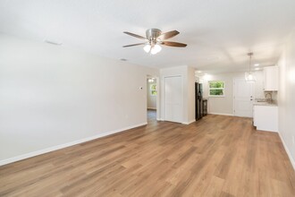 217 Montana Ave in St. Cloud, FL - Building Photo - Building Photo