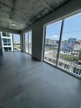 91 NW 26th St, Unit B3 in Miami, FL - Building Photo - Building Photo