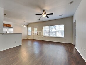 916 Dixon Ln in Denton, TX - Building Photo - Building Photo