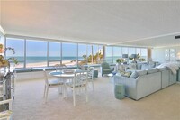 100 Sands Point Rd in Longboat Key, FL - Building Photo - Building Photo