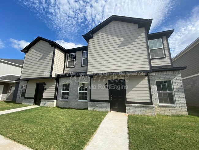 property at 733 S Benchmark Ln