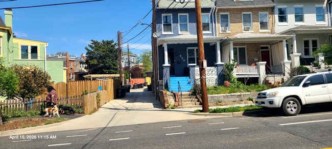 423 Upshur St NW, Unit Basement in Washington, DC - Foto de edificio - Building Photo