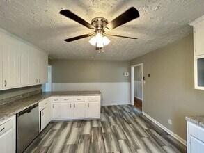 3606 Main St in Ettrick, VA - Building Photo - Building Photo