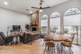 10695 E Caribbean Ln in Scottsdale, AZ - Building Photo - Building Photo