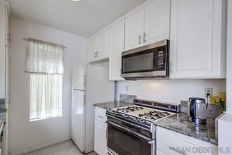 8520 Summerdale Rd in San Diego, CA - Building Photo - Building Photo