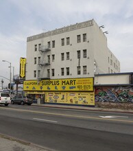 6263 Santa Monica Blvd in Los Angeles, CA - Building Photo - Building Photo