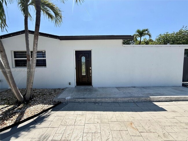 property at 6520 W 8th Ln