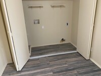 38551 10th Pl E, Unit A in Palmdale, CA - Foto de edificio - Building Photo