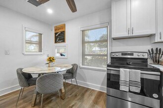 26 NE 10th St in Delray Beach, FL - Building Photo - Building Photo