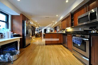 38 Woodstock Ave in Boston, MA - Building Photo - Building Photo