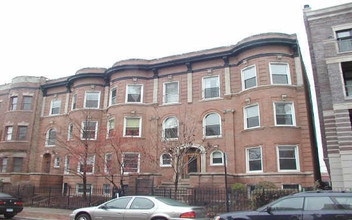 4051 N Sheridan Rd in Chicago, IL - Building Photo - Building Photo