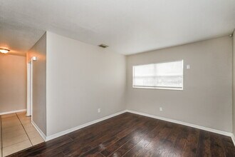 2911 E 23rd Ave in Tampa, FL - Building Photo - Building Photo