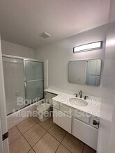 2699 N Canal St in Orange, CA - Building Photo - Building Photo