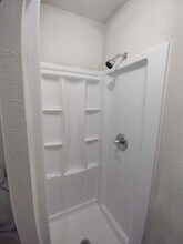4602 Centralia Dr, Unit B in San Antonio, TX - Building Photo - Building Photo