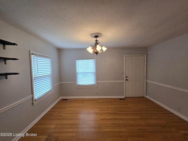 2405 Blankenbaker Rd in Louisville, KY - Building Photo - Building Photo