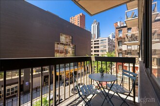 403 E 62nd St in New York, NY - Building Photo - Building Photo