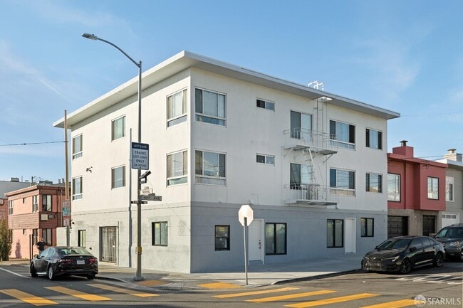 property at 3100 Taraval St