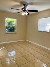 377 Baysinger Ave in Fort Pierce, FL - Building Photo - Building Photo