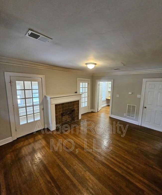 property at 5400 Harrison St
