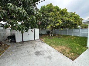 15640 SW 102nd Pl in Miami, FL - Building Photo - Building Photo