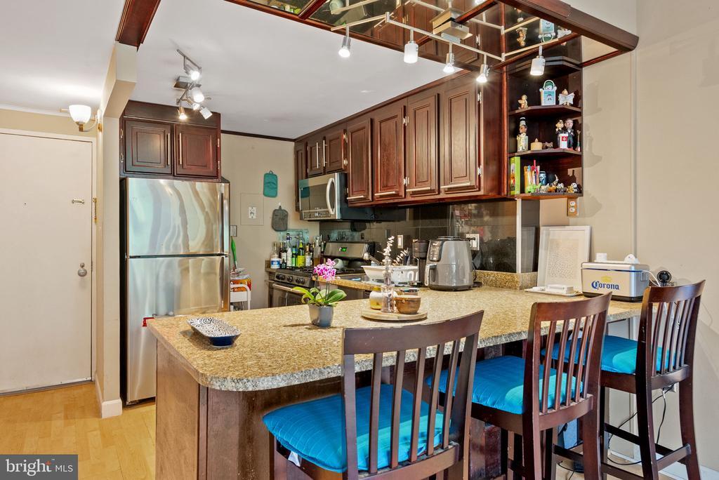 2939 Van Ness St NW in Washington, DC - Building Photo