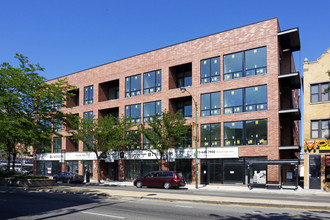 The Ace on Ashland in Chicago, IL - Building Photo - Building Photo