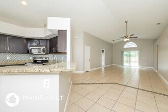 3258 Fairfield Dr in Kissimmee, FL - Building Photo - Building Photo