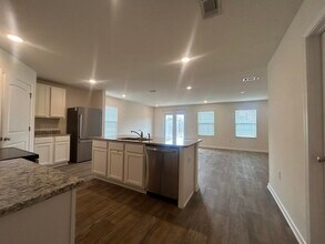 916 Merganser Way in Crestview, FL - Building Photo - Building Photo