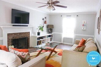 7317 Ewing Pl in Raleigh, NC - Foto de edificio - Building Photo