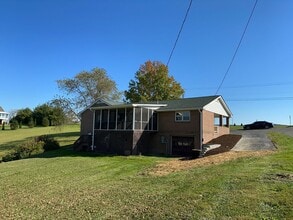 3860 Prices Fork Rd in Blacksburg, VA - Building Photo - Building Photo
