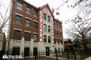 2410 S Kedzie Ave, Unit J06W in Chicago, IL - Building Photo