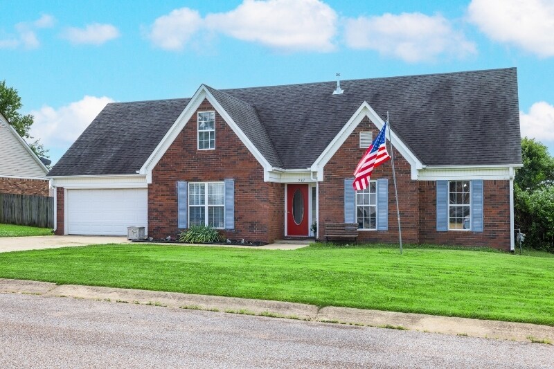 287 Wylie Dr in Brighton, TN - Building Photo