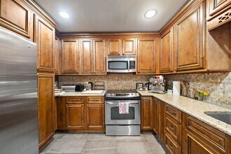 3018 Baldwin St in Houston, TX - Building Photo - Building Photo