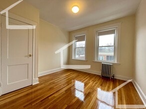 8 Vinal St in Boston, MA - Building Photo - Building Photo