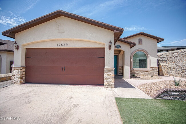 12629 Mark Twain Ave in El Paso, TX - Building Photo - Building Photo