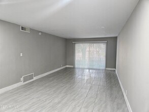 252 Shadow Mountain Dr in El Paso, TX - Building Photo - Building Photo