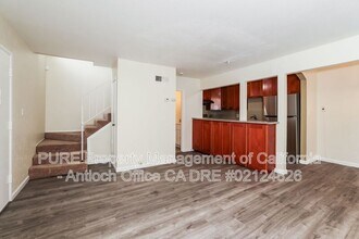 2043 Sierra Rd in Concord, CA - Building Photo - Building Photo