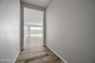 1957 W Kinfield Trail in Phoenix, AZ - Building Photo - Building Photo