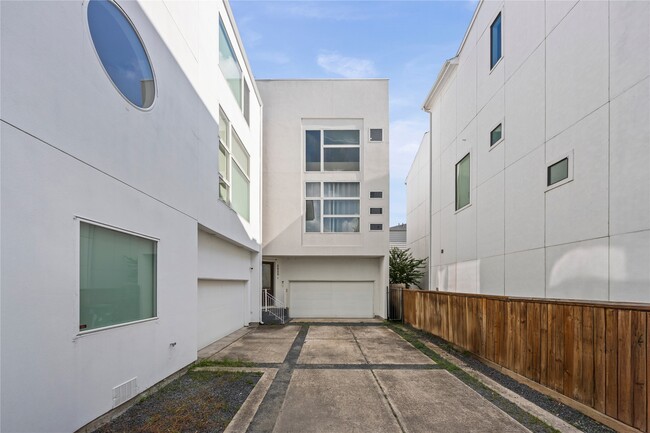 property at 5628 Kiam St