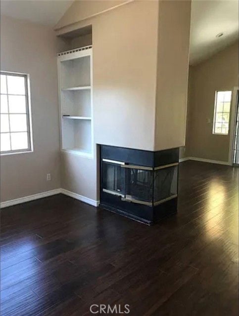 5224 Woodlake Ave in Los Angeles, CA - Building Photo - Building Photo