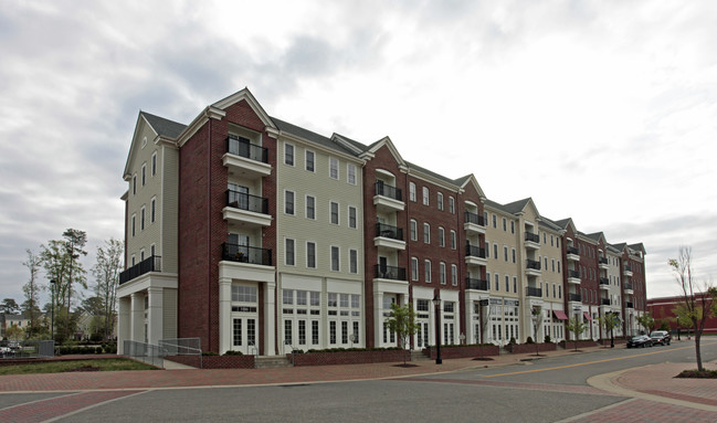 Foundation Square in Williamsburg, VA - Building Photo - Building Photo