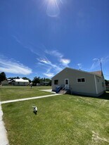 296 S 100 E in Richmond, UT - Building Photo